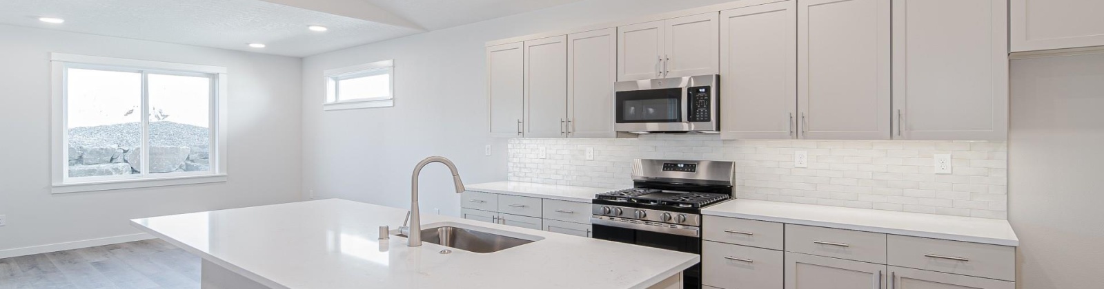 Stonecap St., Richland, Washington 99352, 3 Bedrooms Bedrooms, 0 ,2 BathroomsBathrooms,Houses,For Sale,Stonecap St.,0,283219