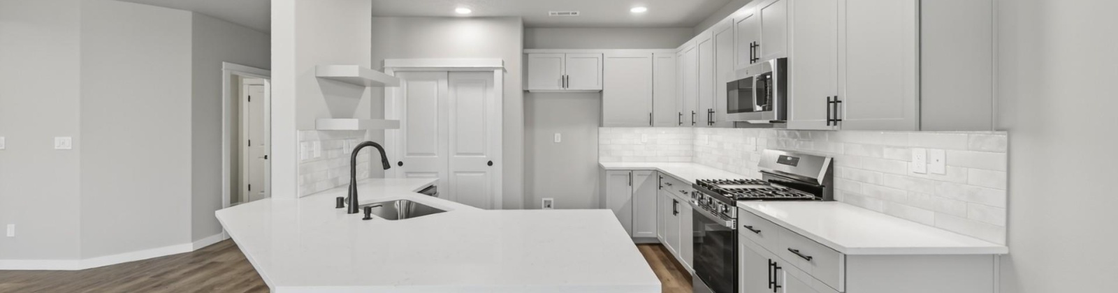 Stonecap St., Richland, Washington 99352, 3 Bedrooms Bedrooms, 0 ,2 BathroomsBathrooms,Houses,For Sale,Stonecap St.,0,283218