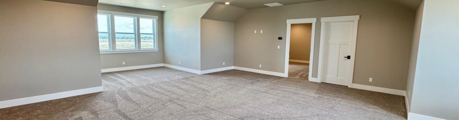 Grange St, Kennewick, Washington 99338, 4 Bedrooms Bedrooms, ,4 BathroomsBathrooms,For Sale,Grange St,283236