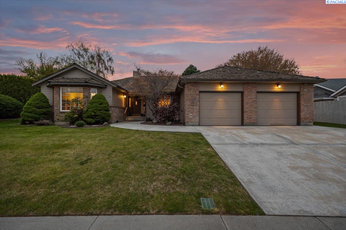 Ledbetter Pl., Kennewick, Washington 99337, 3 Bedrooms Bedrooms, 0 ,2 BathroomsBathrooms,Houses,For Sale,Ledbetter Pl.,0,283247