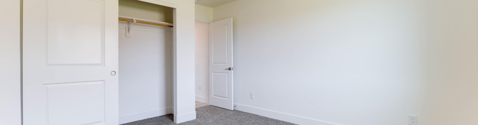 Osborne St, Kennewick, Washington 99338, 3 Bedrooms Bedrooms, ,2 BathroomsBathrooms,Site Built-owned Lot,For Sale,Osborne St,283275