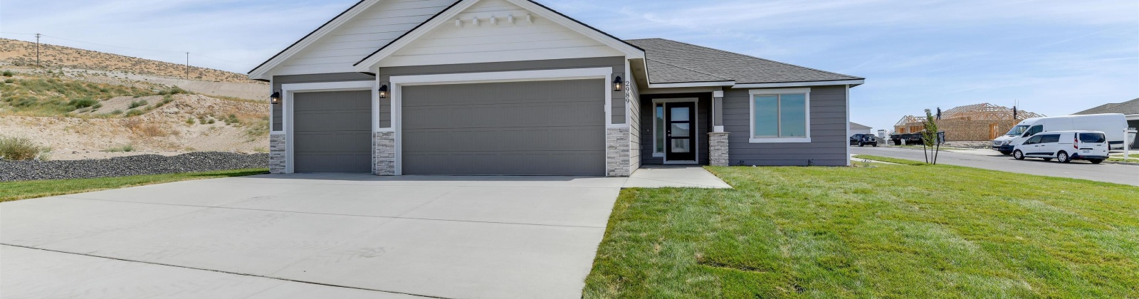 Osborne St, Kennewick, Washington 99338, 3 Bedrooms Bedrooms, ,2 BathroomsBathrooms,Site Built-owned Lot,For Sale,Osborne St,283275