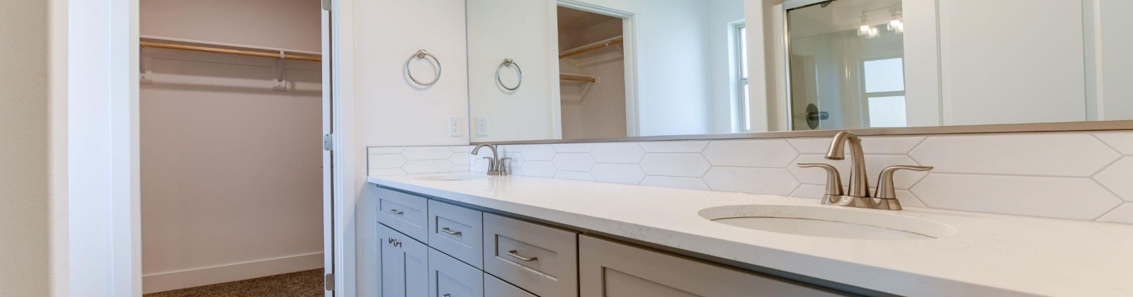 Osborne St, Kennewick, Washington 99338, 3 Bedrooms Bedrooms, ,2 BathroomsBathrooms,Site Built-owned Lot,For Sale,Osborne St,283275