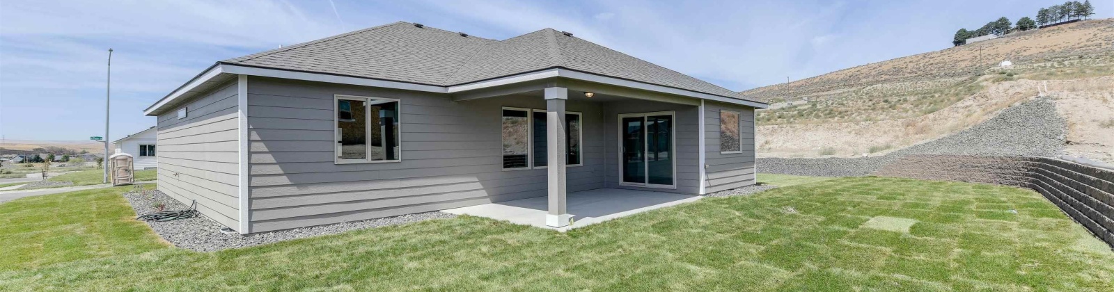 Osborne St, Kennewick, Washington 99338, 3 Bedrooms Bedrooms, ,2 BathroomsBathrooms,Site Built-owned Lot,For Sale,Osborne St,283275