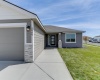 Osborne St, Kennewick, Washington 99338, 3 Bedrooms Bedrooms, ,2 BathroomsBathrooms,Site Built-owned Lot,For Sale,Osborne St,283275