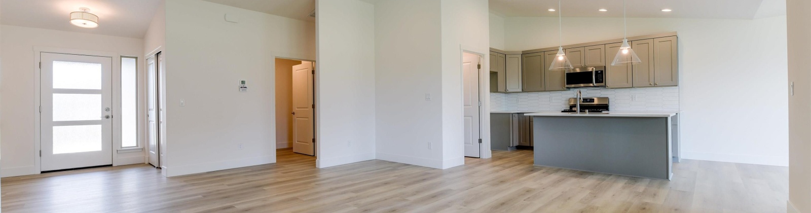 Osborne St, Kennewick, Washington 99338, 3 Bedrooms Bedrooms, ,2 BathroomsBathrooms,Site Built-owned Lot,For Sale,Osborne St,283275