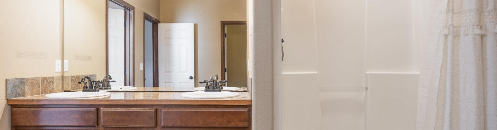 Larkspur Drive, Othello, Washington 99344, 3 Bedrooms Bedrooms, ,2 BathroomsBathrooms,Site Built-owned Lot,For Sale,Larkspur Drive,283272