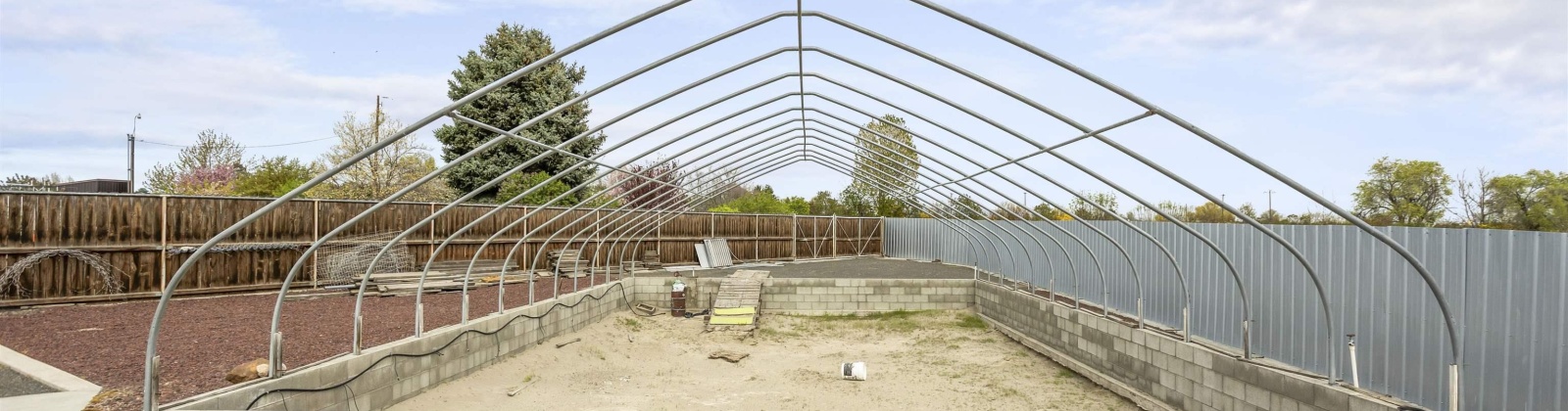 Hudson Rd, Granger, Washington 98932, 4 Bedrooms Bedrooms, ,2 BathroomsBathrooms,Manufactured-owned Lot,For Sale,Hudson Rd,283270