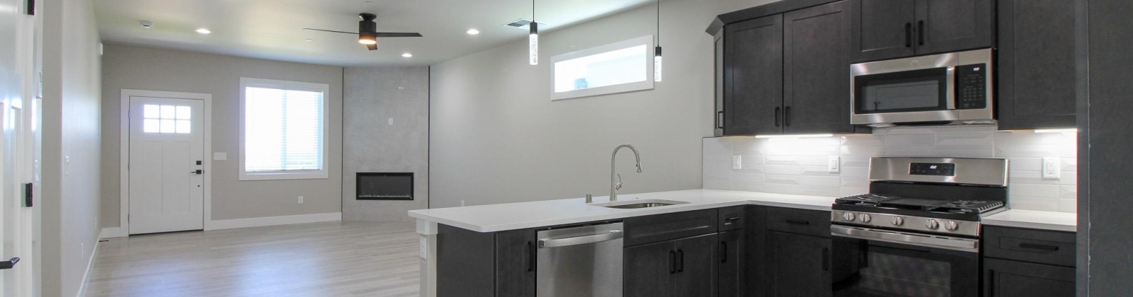 Rio Vista Loop, Richland, Washington 99352, 3 Bedrooms Bedrooms, ,3 BathroomsBathrooms,Town House,For Rent,Rio Vista Loop,283309