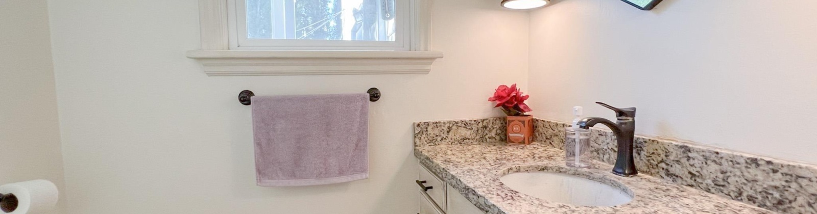Dexter Street, Pullman, Washington 99163, 5 Bedrooms Bedrooms, ,4 BathroomsBathrooms,For Sale,Dexter Street,283316