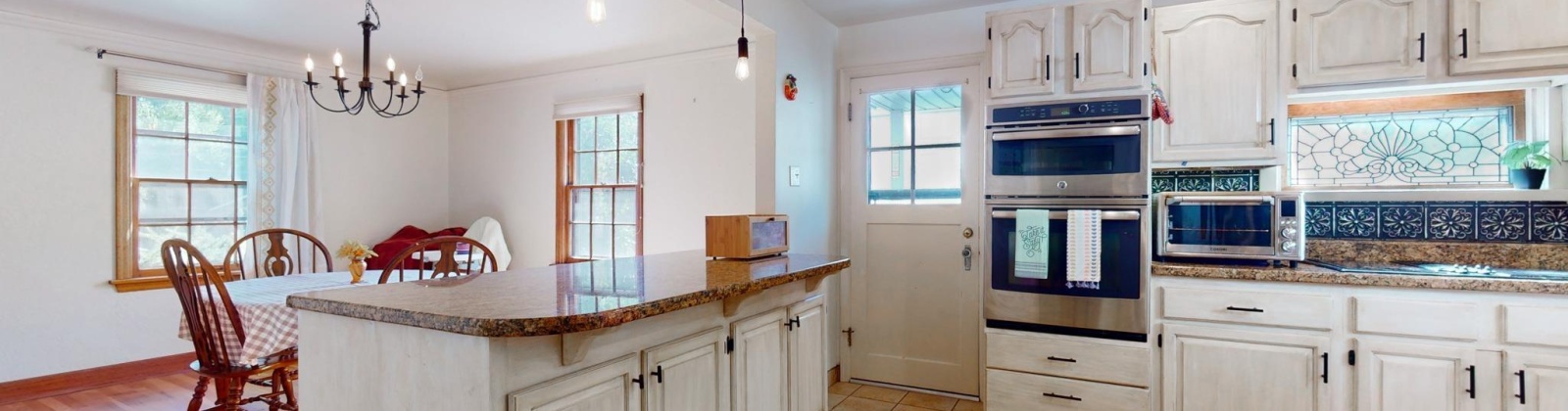 Dexter Street, Pullman, Washington 99163, 5 Bedrooms Bedrooms, ,4 BathroomsBathrooms,For Sale,Dexter Street,283316