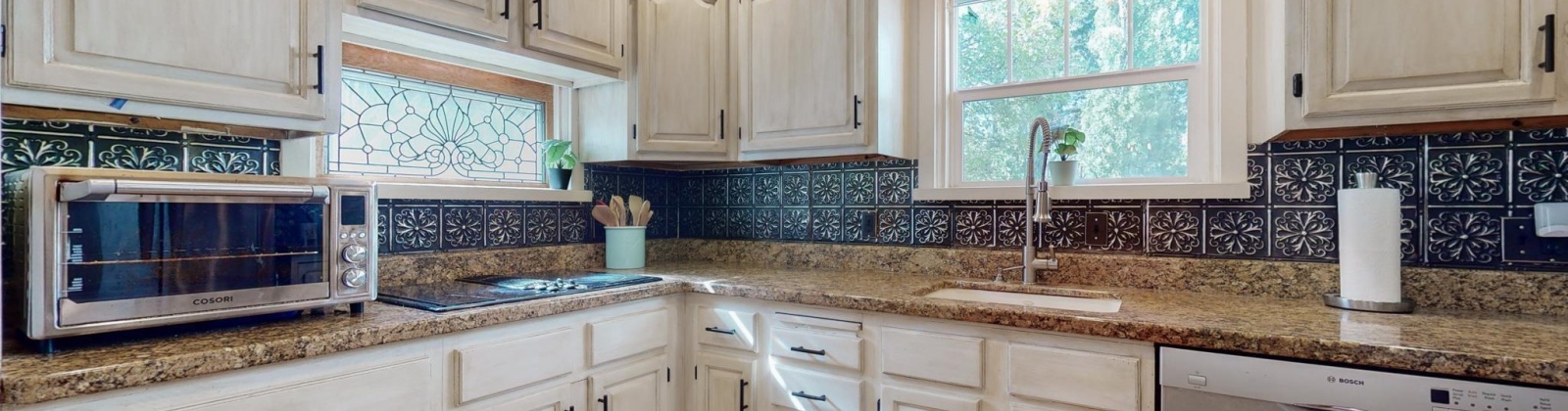 Dexter Street, Pullman, Washington 99163, 5 Bedrooms Bedrooms, ,4 BathroomsBathrooms,For Sale,Dexter Street,283316