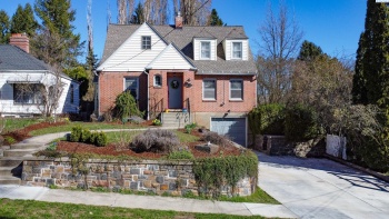 Dexter Street, Pullman, Washington 99163, 5 Bedrooms Bedrooms, ,4 BathroomsBathrooms,Site Built-owned Lot,For Sale,Dexter Street,283316