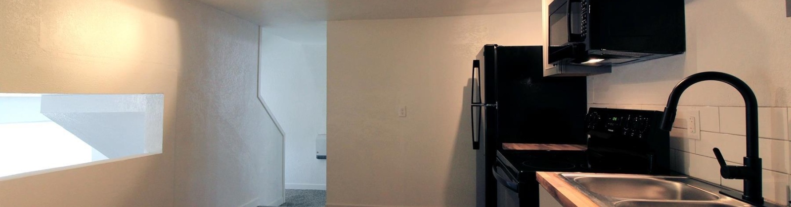 Main Street, Kennewick, Washington 99337, 2 Bedrooms Bedrooms, ,1 BathroomBathrooms,Site Built-owned Lot,For Rent,Main Street,283341