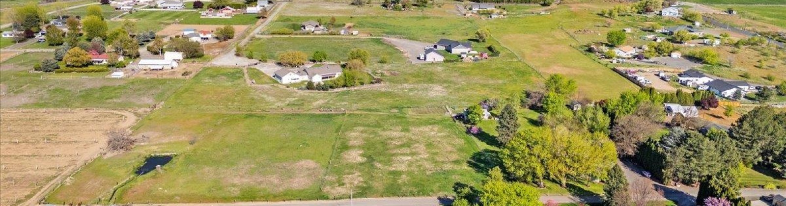 1739 PR NW, Grandview, Washington 98930, 3 Bedrooms Bedrooms, ,2 BathroomsBathrooms,For Sale,1739 PR NW,283370