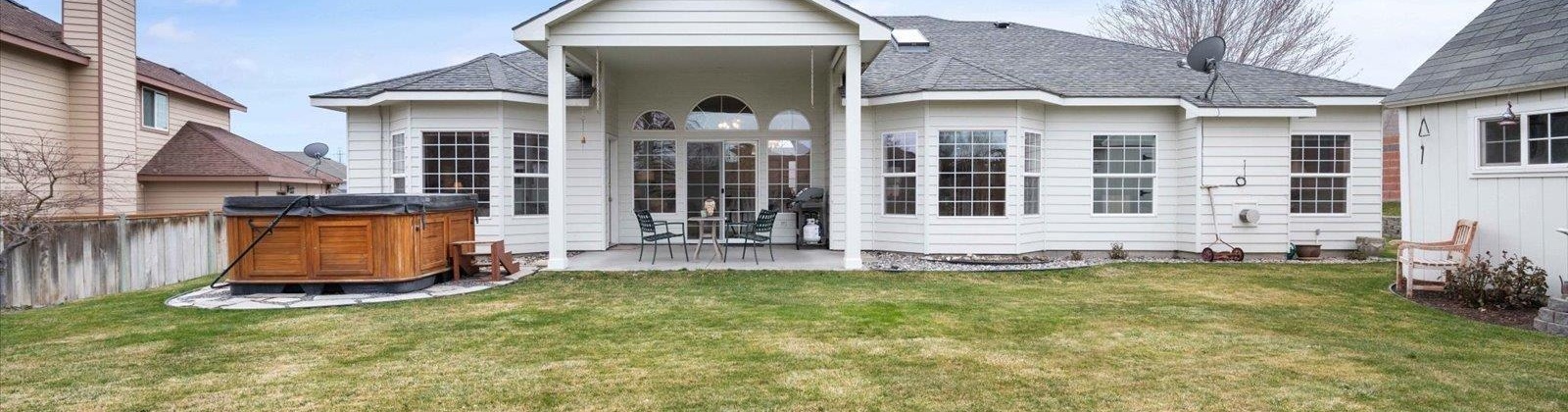 Center Blvd, Richland, Washington 99352, 3 Bedrooms Bedrooms, ,2 BathroomsBathrooms,Site Built-owned Lot,For Sale,Center Blvd,282380
