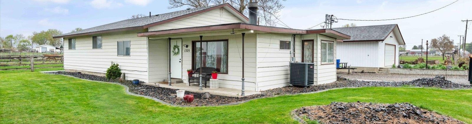 23rd Ave, Kennewick, Washington 99337, 3 Bedrooms Bedrooms, ,2 BathroomsBathrooms,Site Built-owned Lot,For Sale,23rd Ave,282381