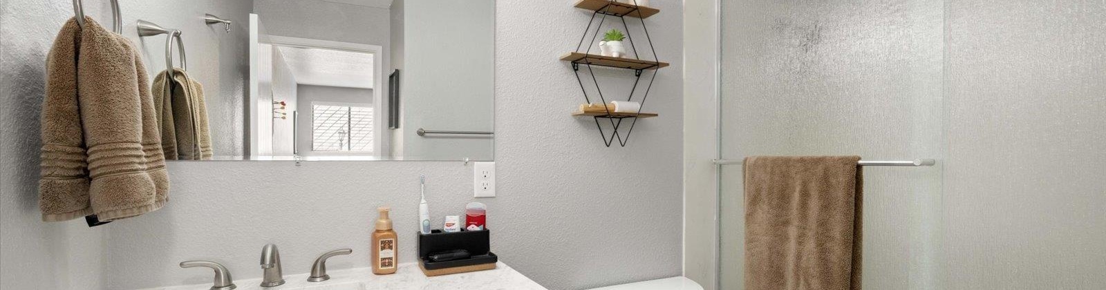 Gage Blvd, Richland, Washington 99352, 2 Bedrooms Bedrooms, ,2 BathroomsBathrooms,Condo,For Sale,Gage Blvd,283406