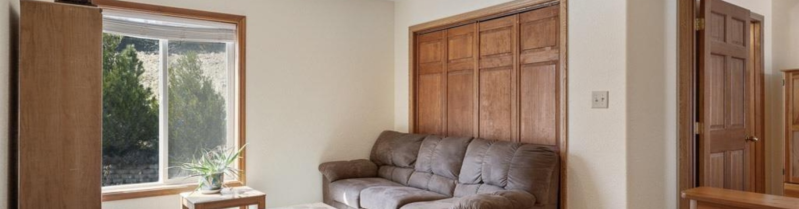Robert St, Pullman, Washington 99163, 4 Bedrooms Bedrooms, ,4 BathroomsBathrooms,Site Built-owned Lot,For Sale,Robert St,283404