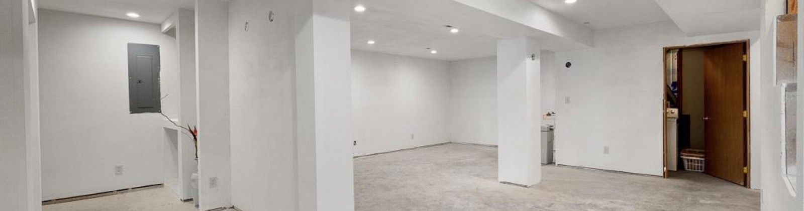 Robert St, Pullman, Washington 99163, 4 Bedrooms Bedrooms, ,4 BathroomsBathrooms,Site Built-owned Lot,For Sale,Robert St,283404
