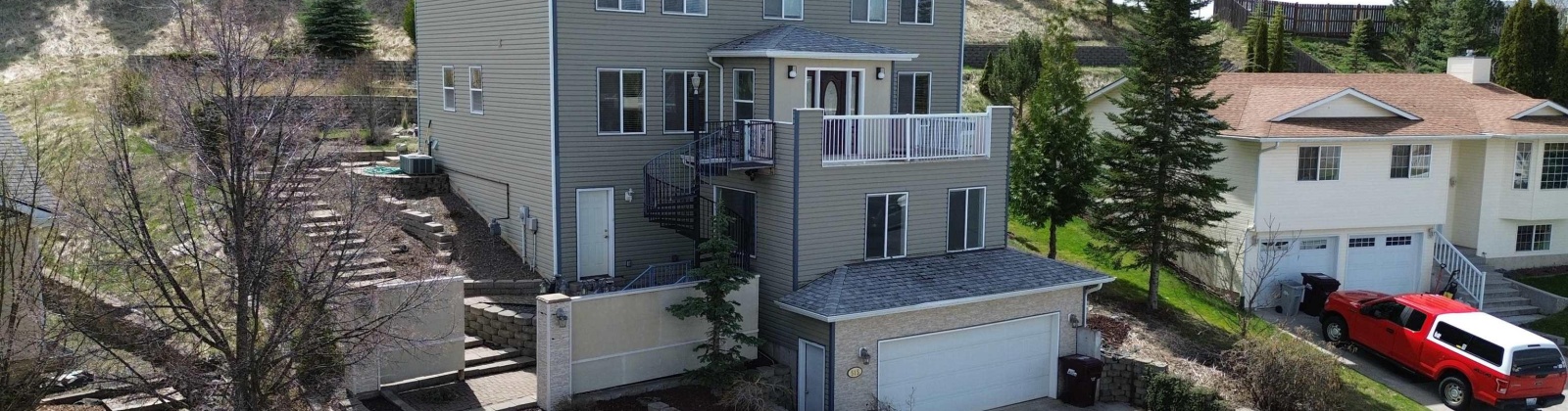 Robert St, Pullman, Washington 99163, 4 Bedrooms Bedrooms, ,4 BathroomsBathrooms,Site Built-owned Lot,For Sale,Robert St,283404