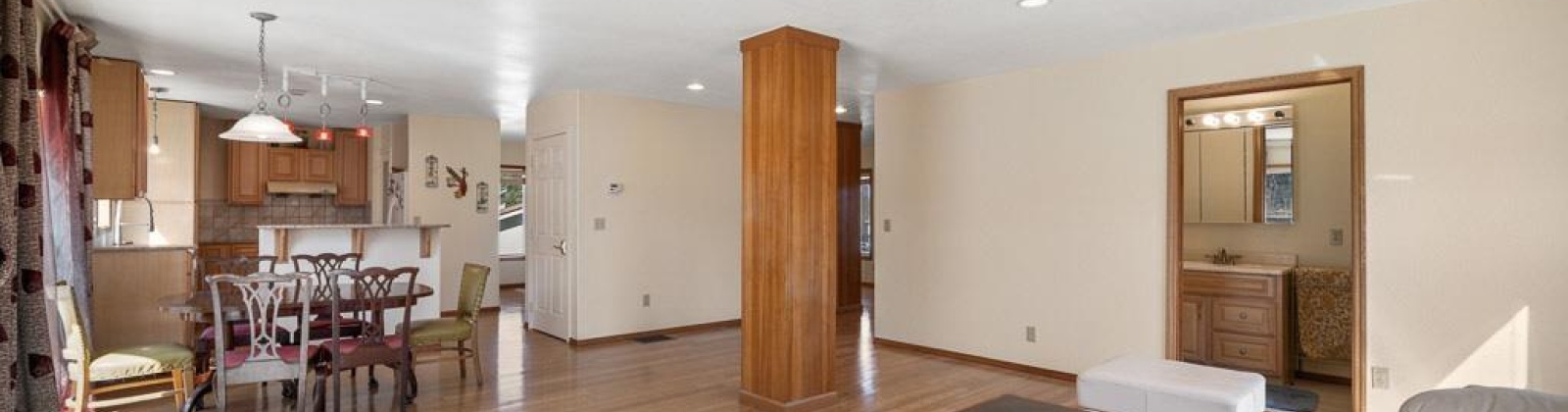 Robert St, Pullman, Washington 99163, 4 Bedrooms Bedrooms, ,4 BathroomsBathrooms,Site Built-owned Lot,For Sale,Robert St,283404