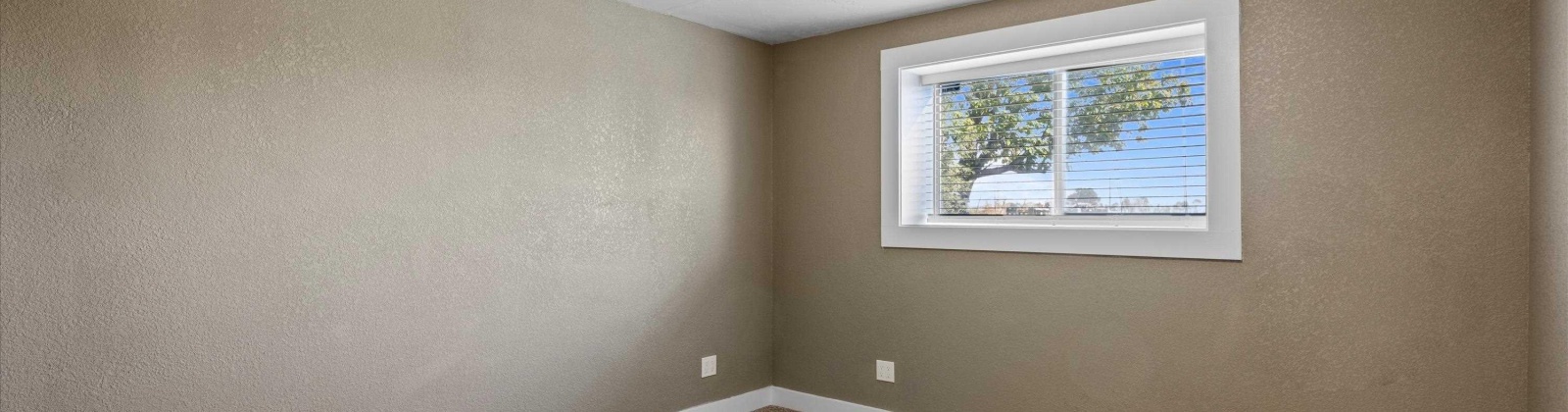 Maple Grove Road, Sunnyside, Washington 98944, 5 Bedrooms Bedrooms, ,2 BathroomsBathrooms,Site Built-owned Lot,For Sale,Maple Grove Road,282396
