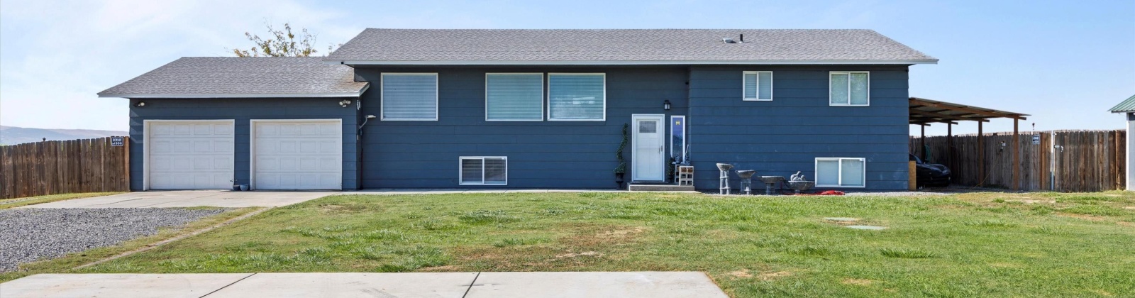Maple Grove Road, Sunnyside, Washington 98944, 5 Bedrooms Bedrooms, ,2 BathroomsBathrooms,Site Built-owned Lot,For Sale,Maple Grove Road,282396