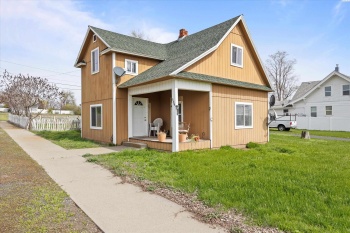 I St, Lind, Washington 99341, 4 Bedrooms Bedrooms, ,2 BathroomsBathrooms,Site Built-owned Lot,For Sale,I St,283432