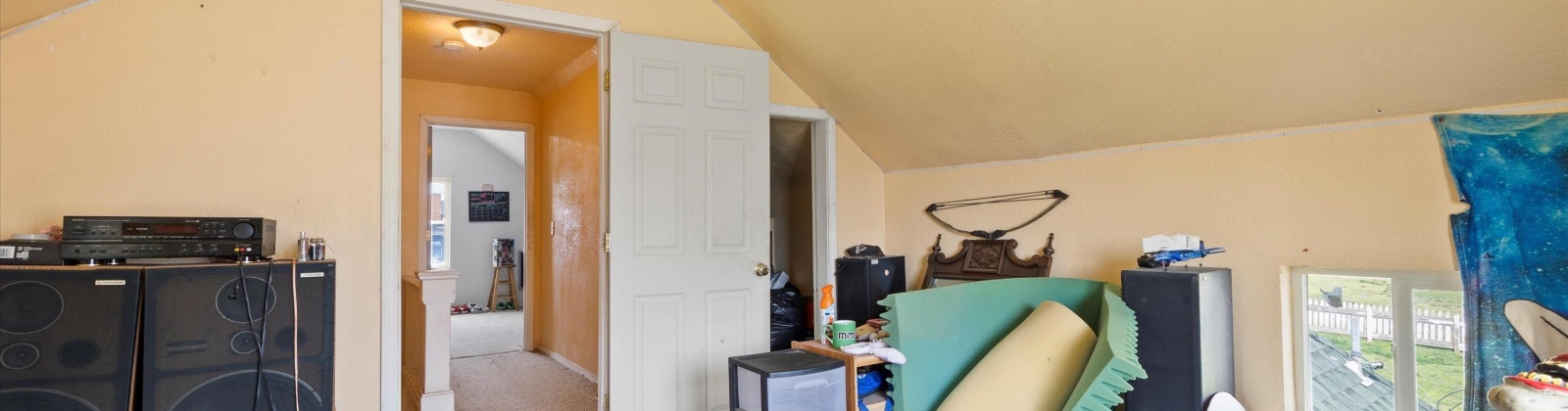 I St, Lind, Washington 99341, 4 Bedrooms Bedrooms, ,2 BathroomsBathrooms,Site Built-owned Lot,For Sale,I St,283432