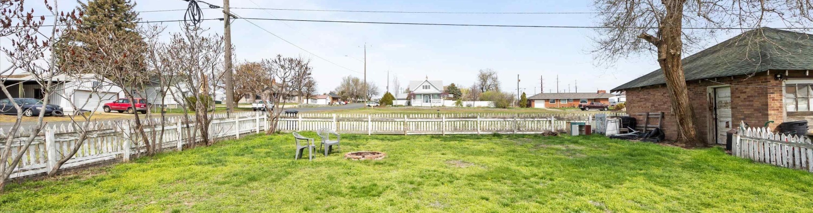 I St, Lind, Washington 99341, 4 Bedrooms Bedrooms, ,2 BathroomsBathrooms,Site Built-owned Lot,For Sale,I St,283432