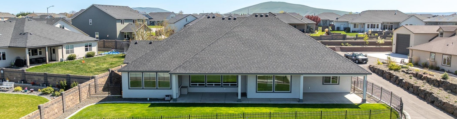 Collins Rd, West Richland, Washington 99353, 4 Bedrooms Bedrooms, ,4 BathroomsBathrooms,For Sale,Collins Rd,283419