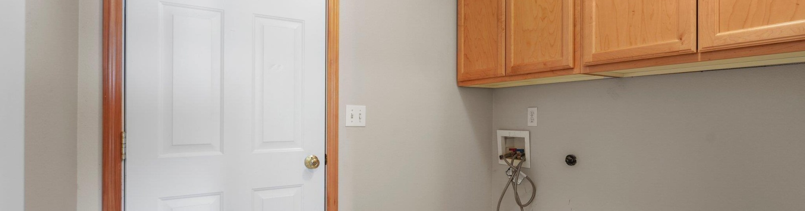Young Street, Kennewick, Washington 99336, 3 Bedrooms Bedrooms, ,2 BathroomsBathrooms,Site Built-owned Lot,For Sale,Young Street,283444