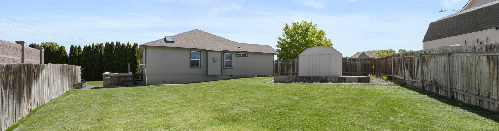 Young Street, Kennewick, Washington 99336, 3 Bedrooms Bedrooms, ,2 BathroomsBathrooms,Site Built-owned Lot,For Sale,Young Street,283444