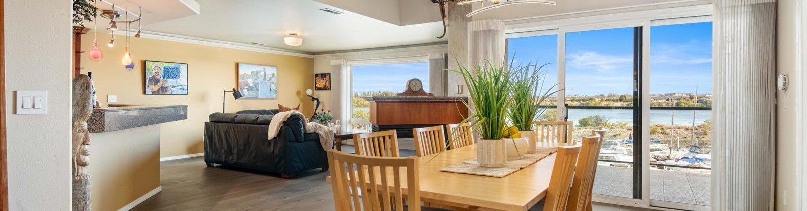 Columbia Point Drive, Richland, Washington 99352, 3 Bedrooms Bedrooms, ,2 BathroomsBathrooms,Condo,For Sale,Columbia Point Drive,282436