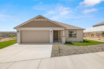 Penn St, Kennewick, Washington 99338, 3 Bedrooms Bedrooms, ,2 BathroomsBathrooms,Site Built-owned Lot,For Sale,Penn St,282445
