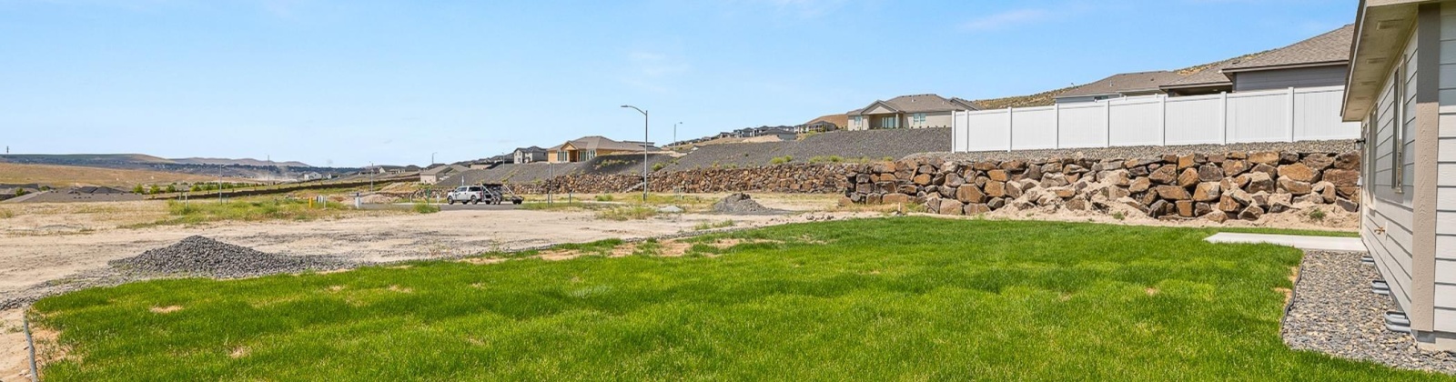 Penn St, Kennewick, Washington 99338, 3 Bedrooms Bedrooms, ,2 BathroomsBathrooms,Site Built-owned Lot,For Sale,Penn St,282445