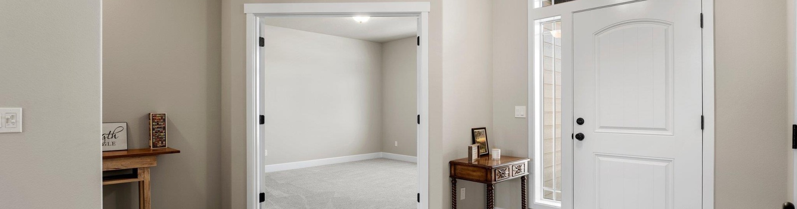 35th Ave, Kennewick, Washington 99338, 4 Bedrooms Bedrooms, ,2 BathroomsBathrooms,For Sale,35th Ave,283448
