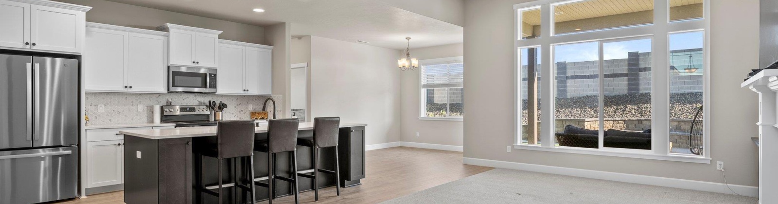 35th Ave, Kennewick, Washington 99338, 4 Bedrooms Bedrooms, ,2 BathroomsBathrooms,For Sale,35th Ave,283448