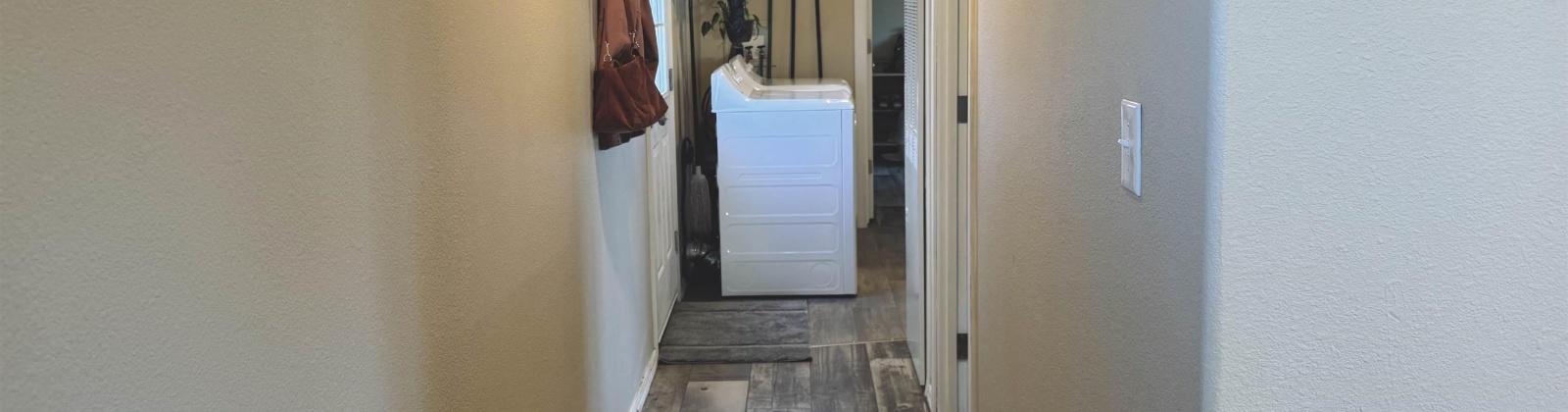 Mahan Ave, Richland, Washington 99354, 2 Bedrooms Bedrooms, ,1 BathroomBathrooms,For Sale,Mahan Ave,283446