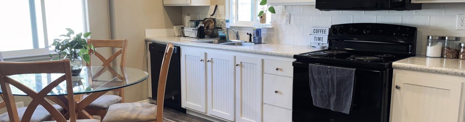 Mahan Ave, Richland, Washington 99354, 2 Bedrooms Bedrooms, ,1 BathroomBathrooms,For Sale,Mahan Ave,283446
