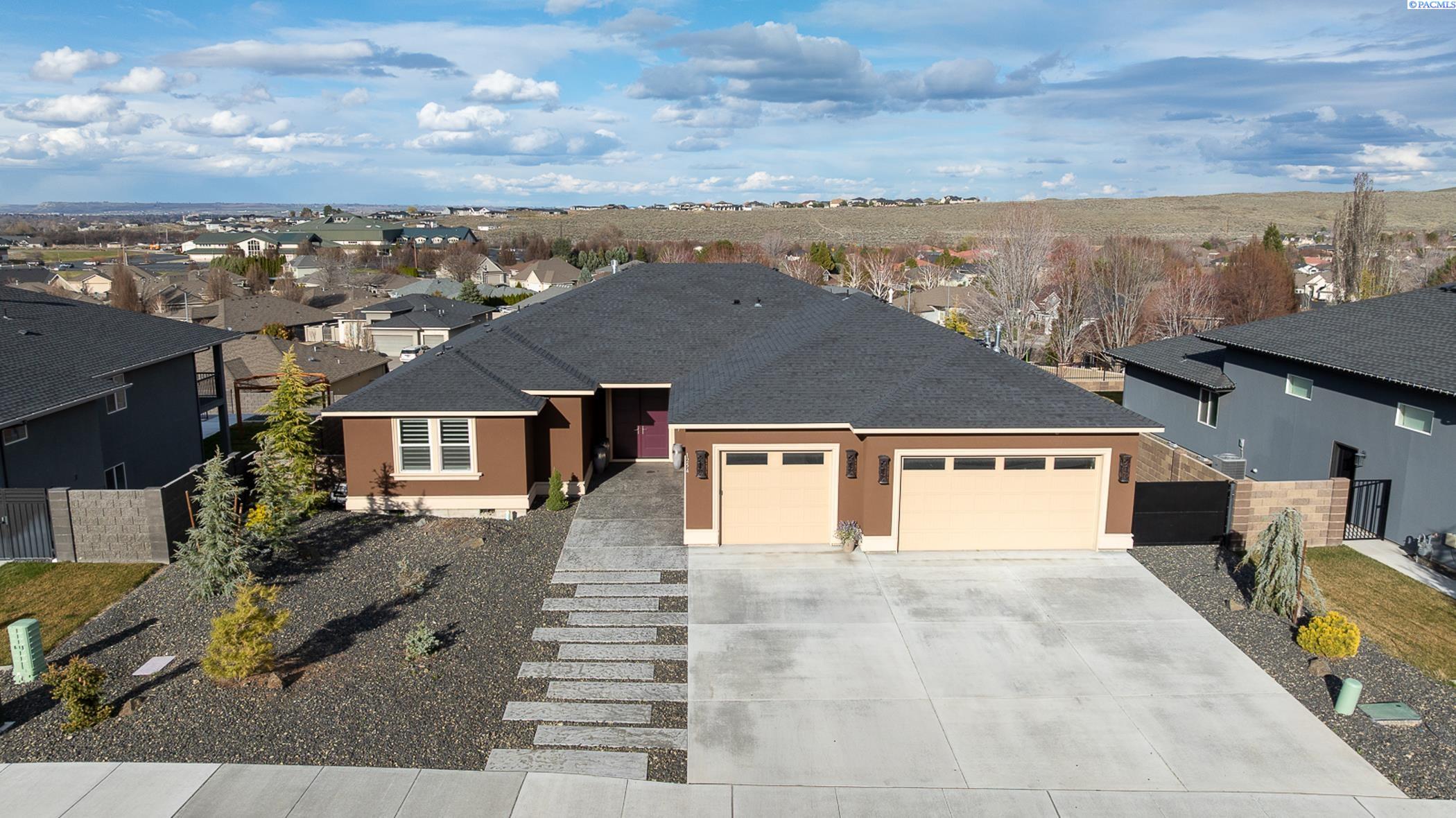 Medley Drive, Richland, Washington 99352-5513, 3 Bedrooms Bedrooms, 0 ,3 BathroomsBathrooms,Houses,For Sale,Medley Drive,0,282448
