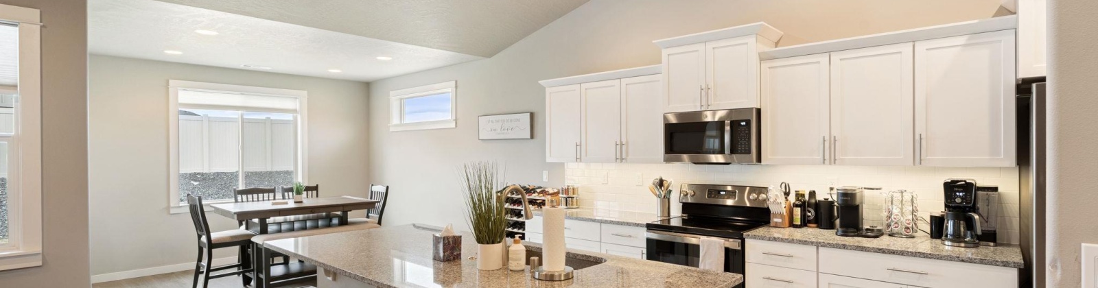 Ladera St, Prosser, Washington 99350, 5 Bedrooms Bedrooms, ,3 BathroomsBathrooms,For Sale,Ladera St,282461