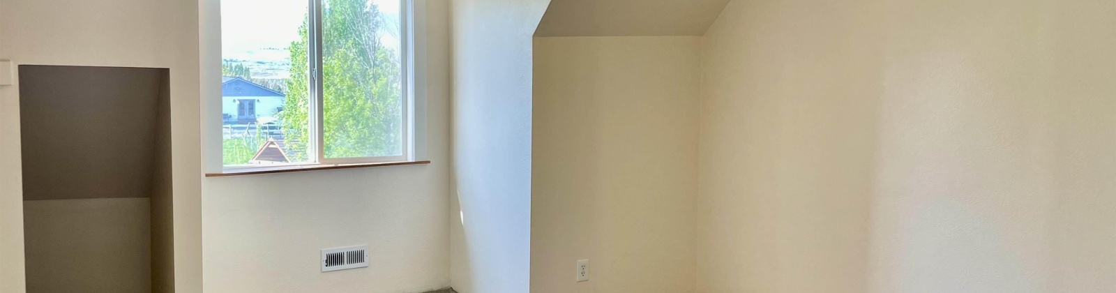 Krough Rd, Prosser, Washington 99350, 4 Bedrooms Bedrooms, ,3 BathroomsBathrooms,Site Built-owned Lot,For Sale,Krough Rd,283463