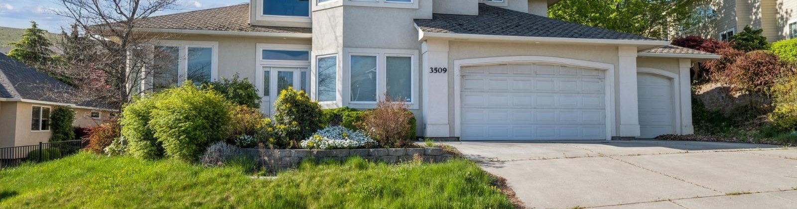 42nd Ave, Kennewick, Washington 99337, 5 Bedrooms Bedrooms, ,3 BathroomsBathrooms,Site Built-owned Lot,For Sale,42nd Ave,283474