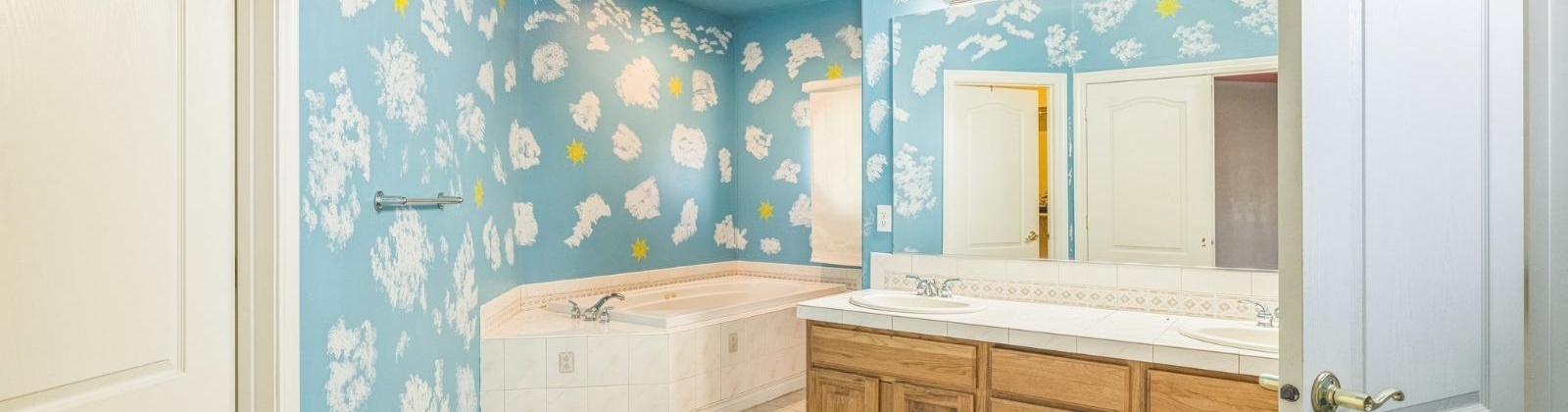 42nd Ave, Kennewick, Washington 99337, 5 Bedrooms Bedrooms, ,3 BathroomsBathrooms,Site Built-owned Lot,For Sale,42nd Ave,283474