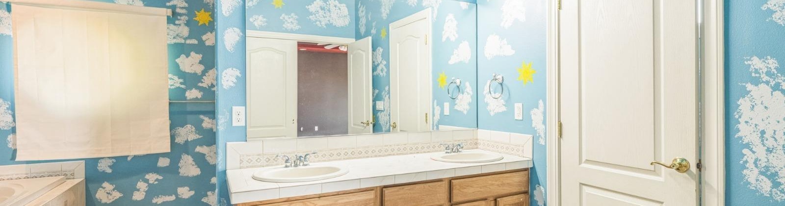 42nd Ave, Kennewick, Washington 99337, 5 Bedrooms Bedrooms, ,3 BathroomsBathrooms,Site Built-owned Lot,For Sale,42nd Ave,283474