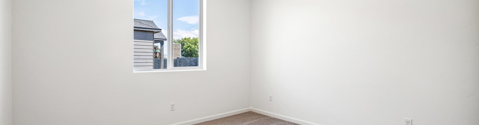 Diamond Ave, Grandview, Washington 98930, 3 Bedrooms Bedrooms, ,2 BathroomsBathrooms,Site Built-owned Lot,For Sale,Diamond Ave,282561