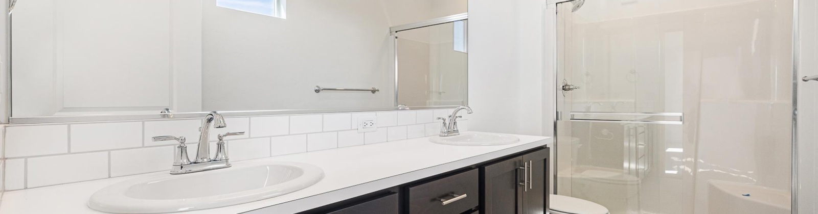 Diamond Ave, Grandview, Washington 98930, 3 Bedrooms Bedrooms, ,2 BathroomsBathrooms,Site Built-owned Lot,For Sale,Diamond Ave,282561