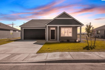 Diamond Ave, Grandview, Washington 98930, 3 Bedrooms Bedrooms, ,2 BathroomsBathrooms,Site Built-owned Lot,For Sale,Diamond Ave,282561